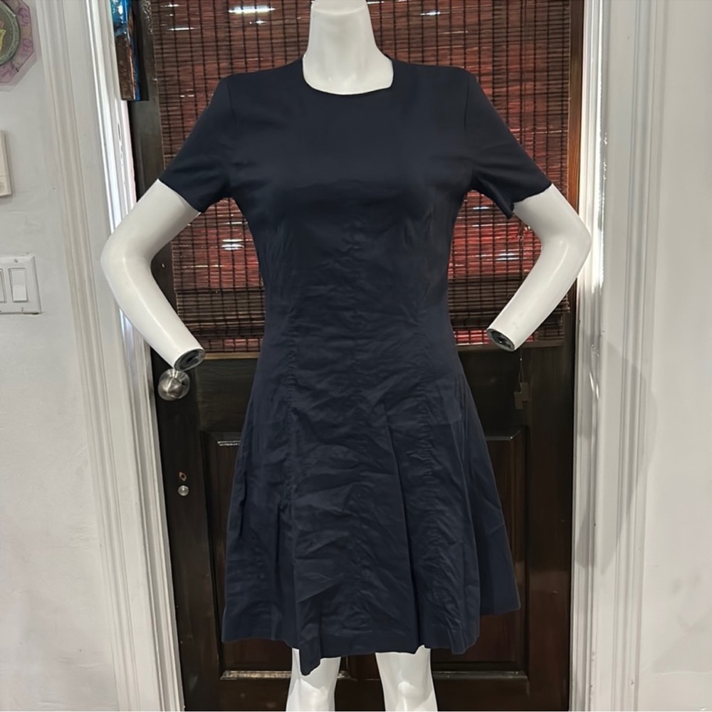 THEORY Linen Blend Fit & Flare Pleated Dress Short-Sleeve Black in Size 2